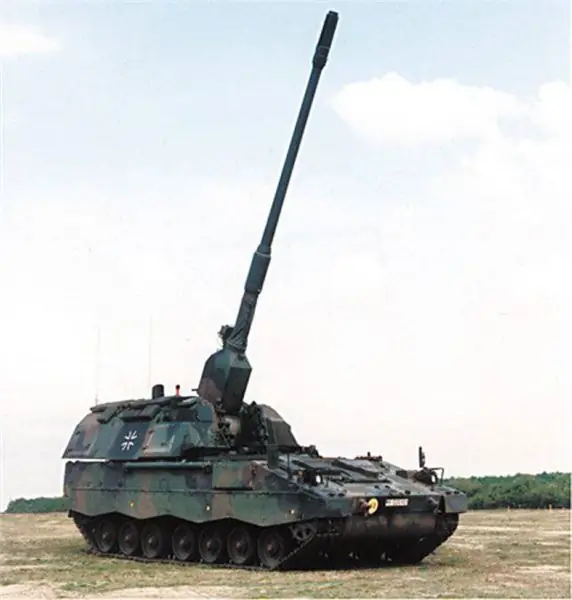 Self-propelled artillery installation