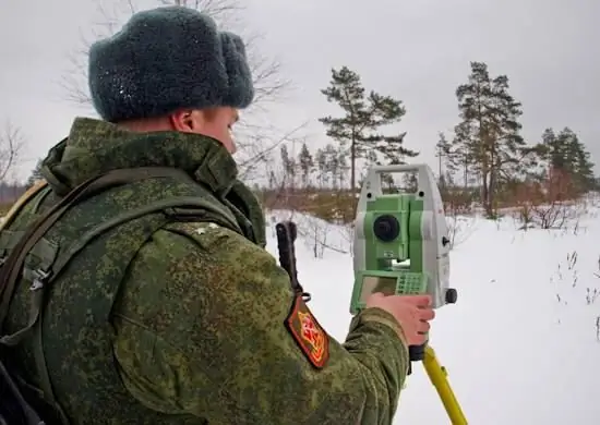 8 Februari - Hari topografi militer